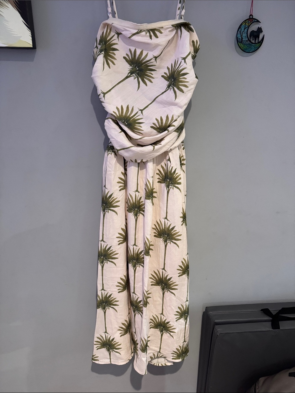 En Saison Cream dress with Olive Palm Print